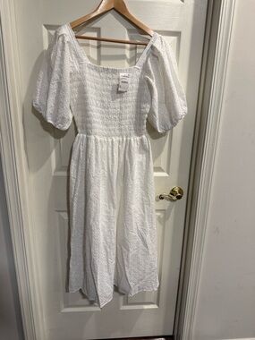 MELLODAY White Smocked Eyelet Dress